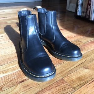 Dr. Martens Vegan 2976 Chelsea Boot